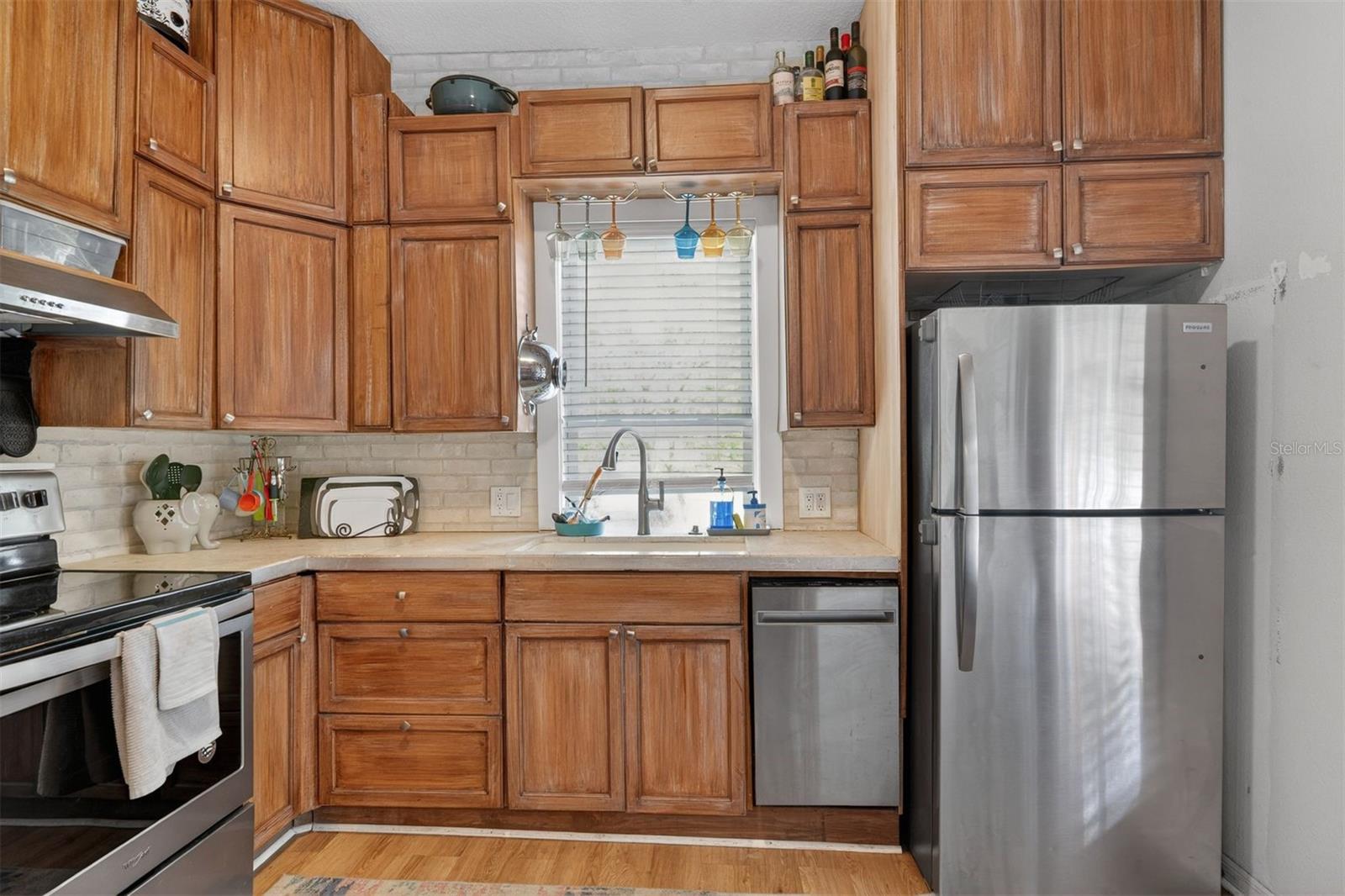 Image 6 of 22 For 502 6th Avenue