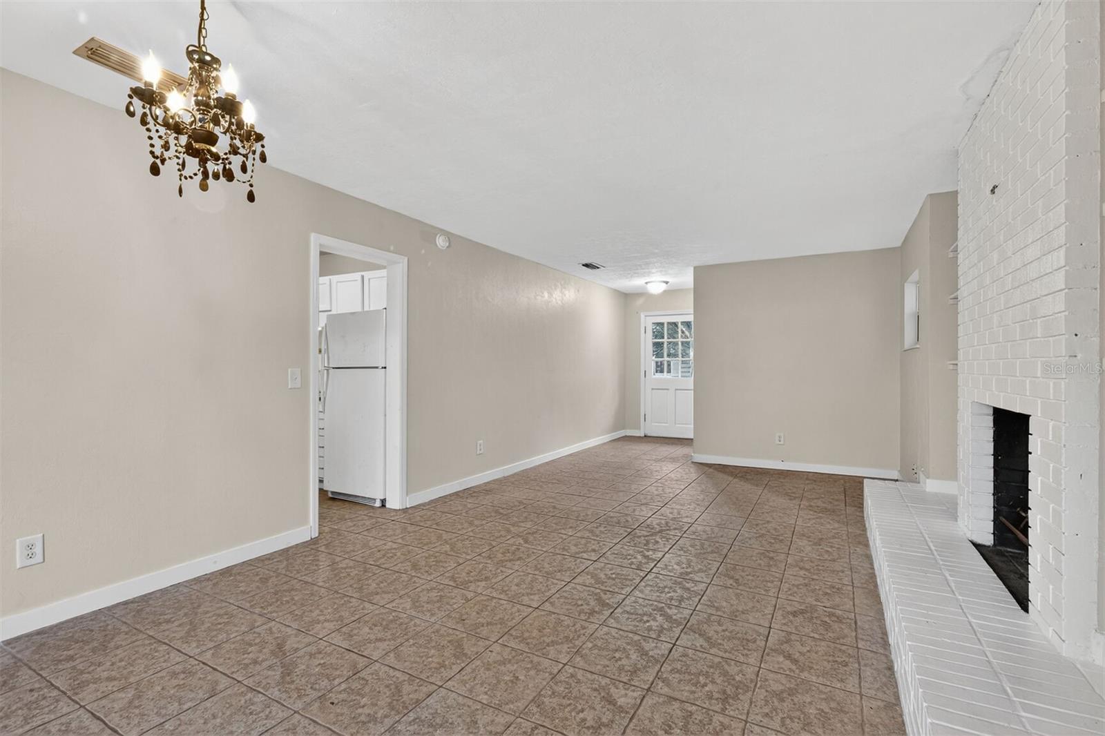 Image 22 of 26 For 914 6th Avenue