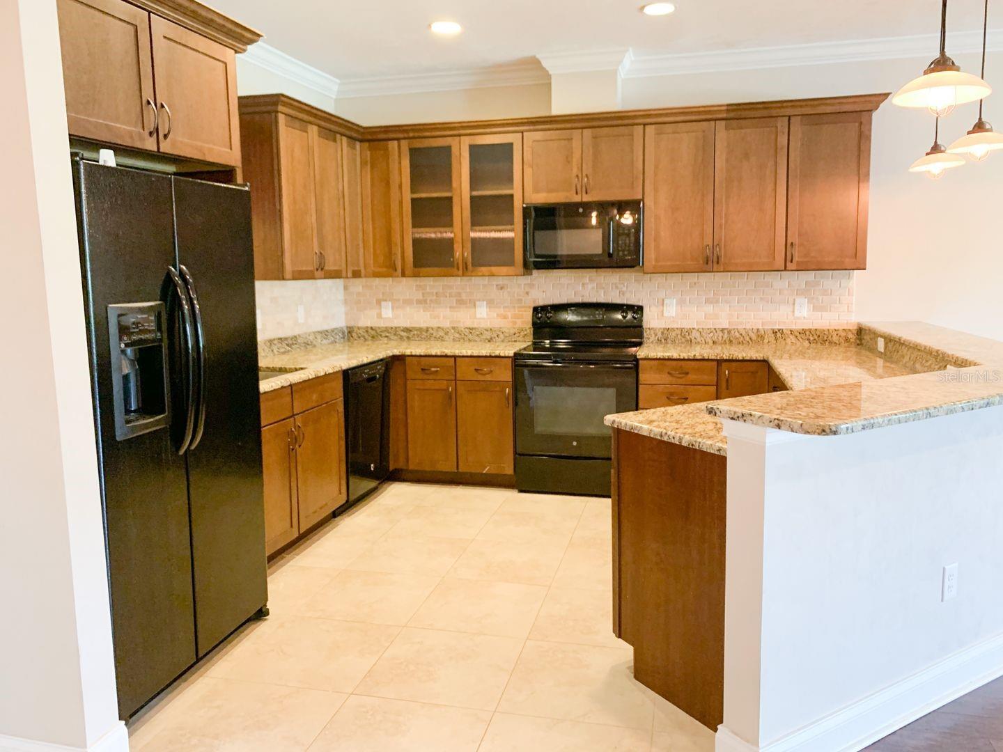 Image 2 of 10 For 16610 194th Street