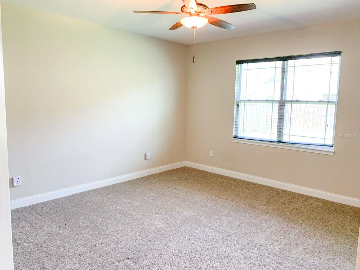 Image 3 of 10 For 16610 194th Street