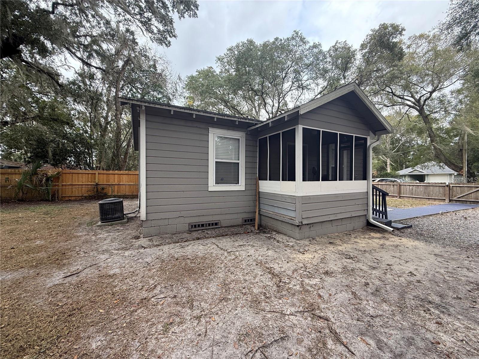 Image 11 of 11 For 1411 1st Avenue