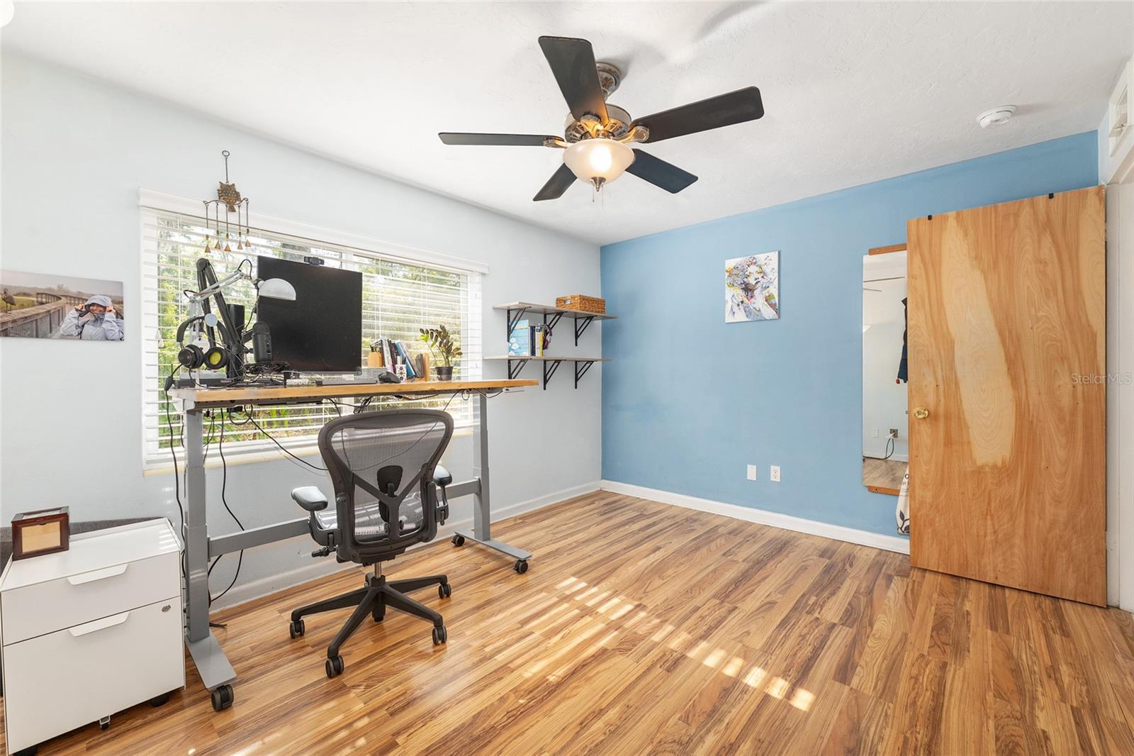 Image 17 of 28 For 530 10th Street