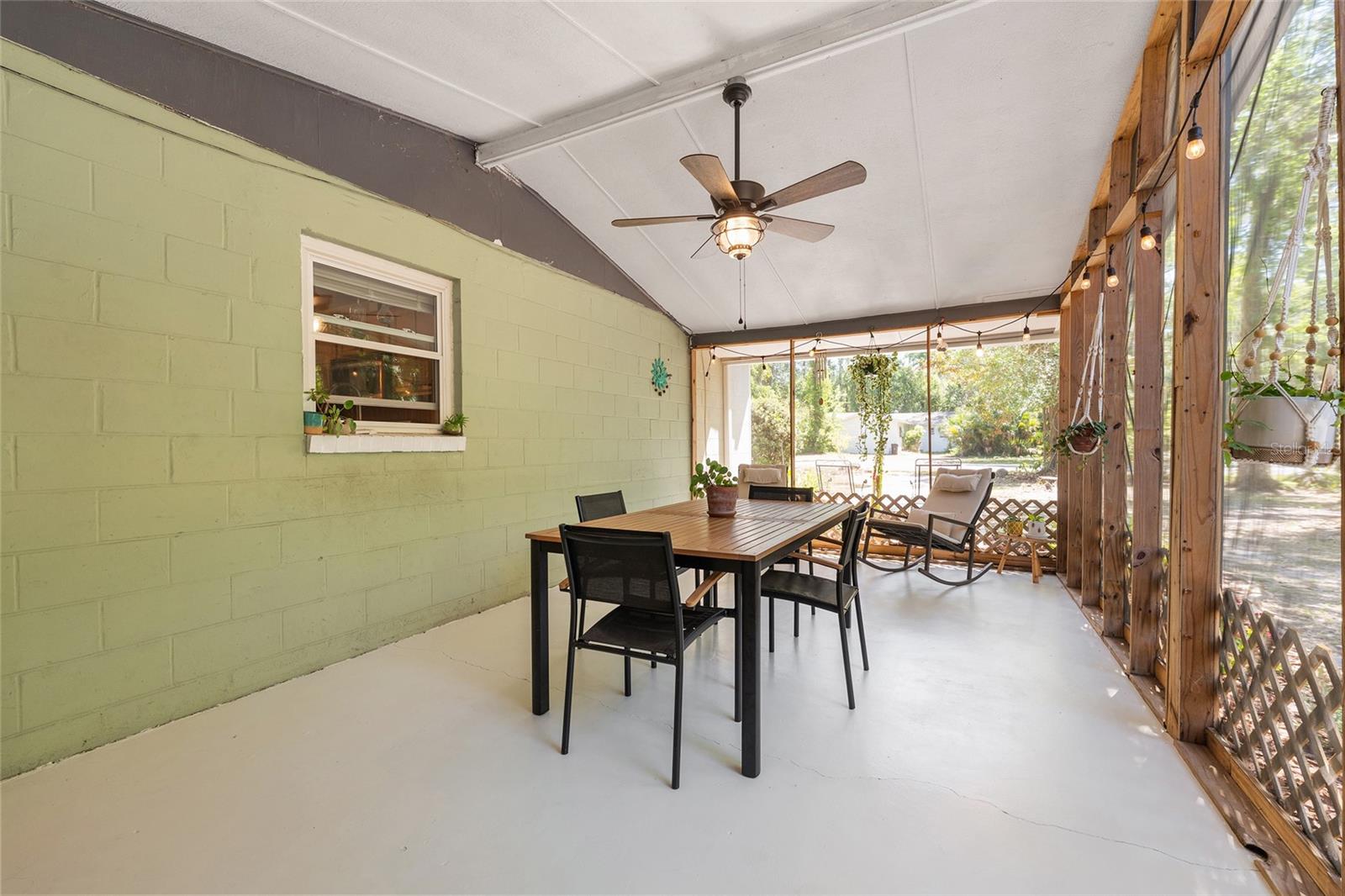 Image 7 of 28 For 530 10th Street