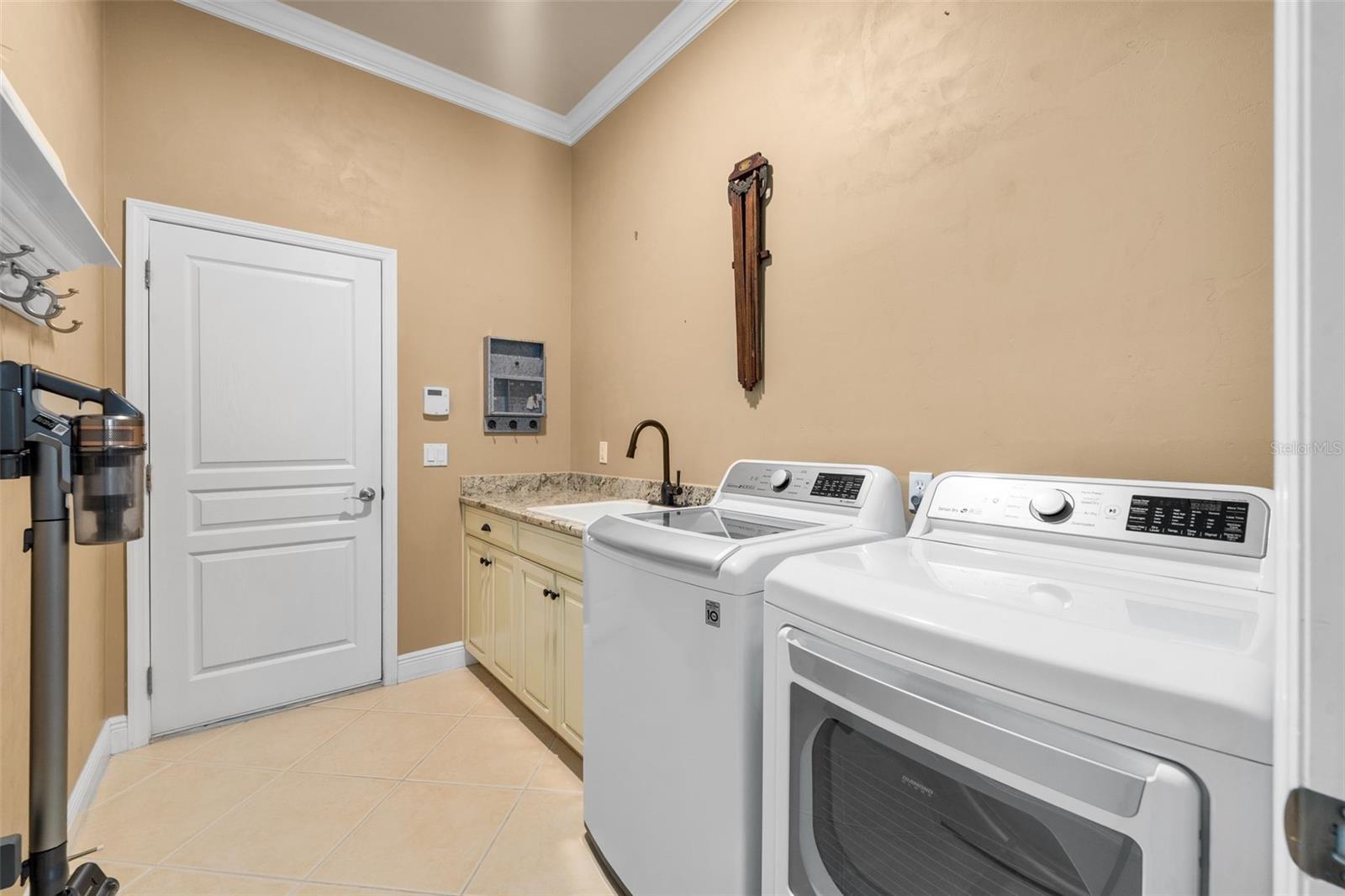 Image 37 of 50 For 2611 138th Terrace