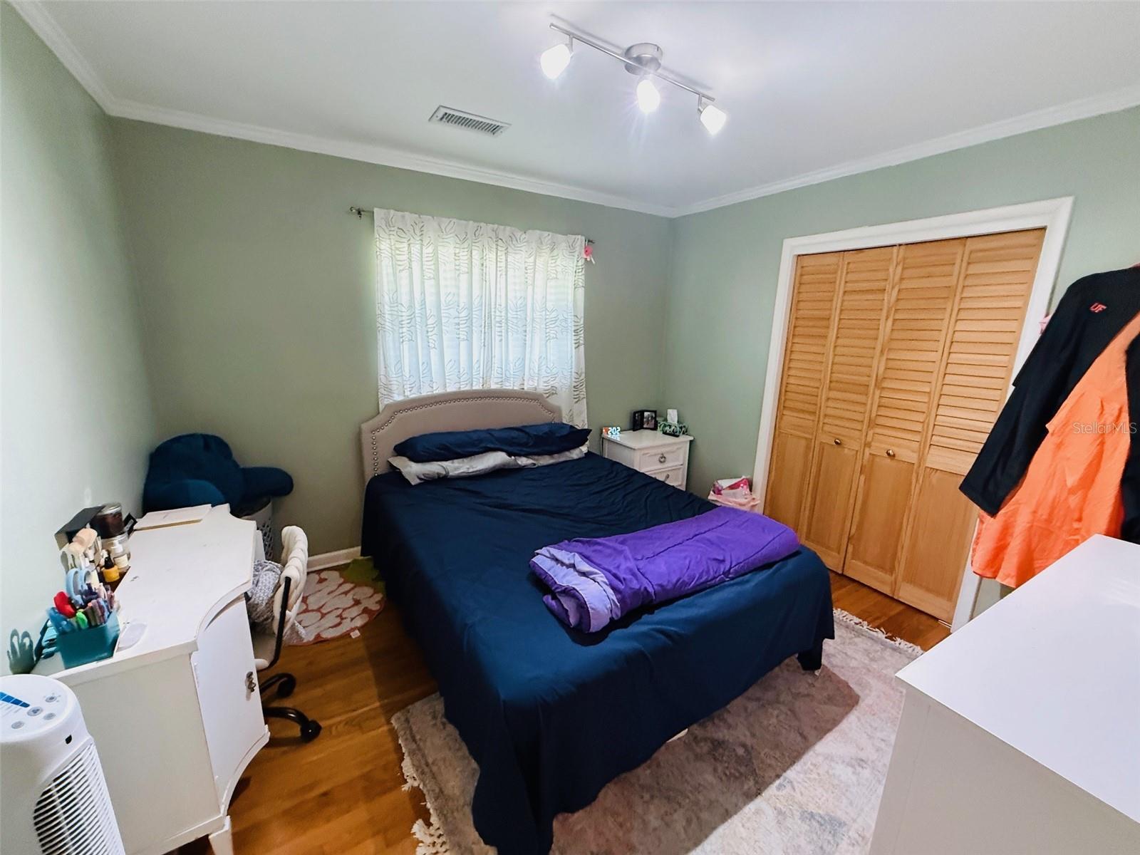 Image 18 of 26 For 3028 1st Avenue