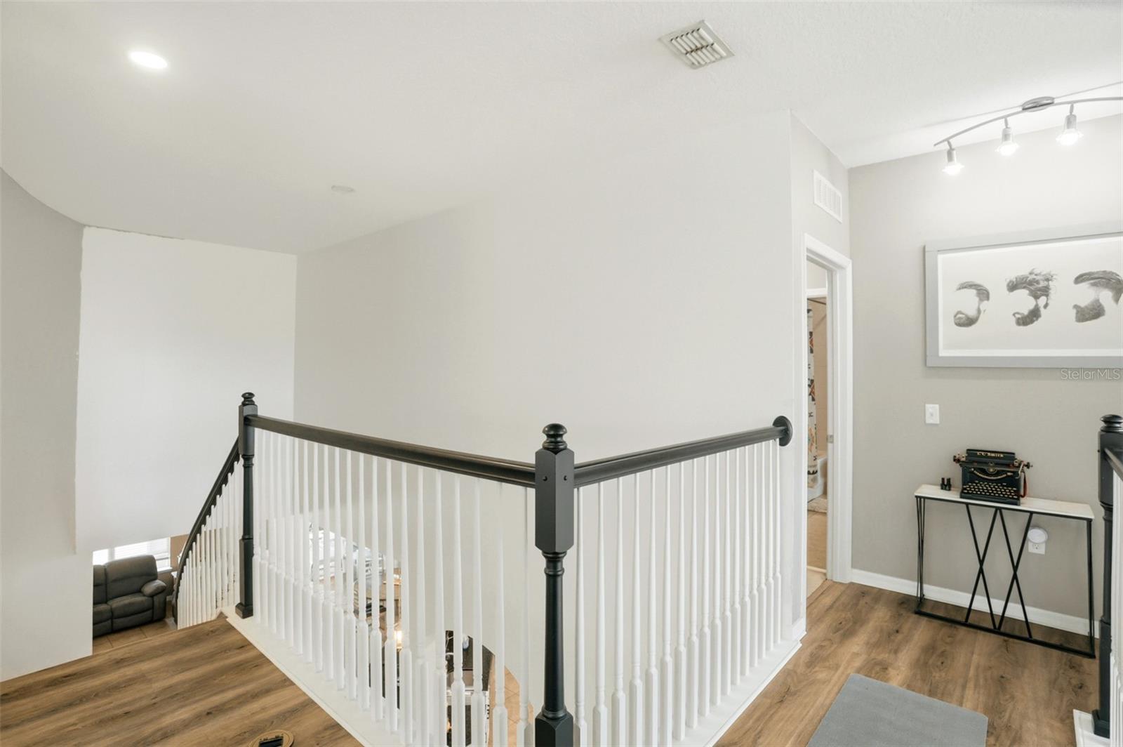 Image 24 of 39 For 1409 Brookhaven Court