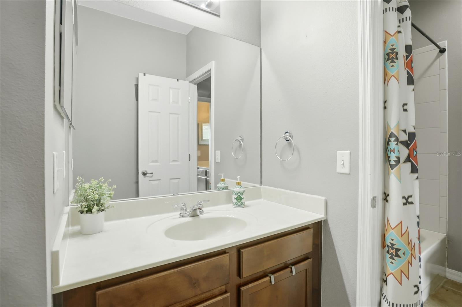 Image 30 of 39 For 1409 Brookhaven Court