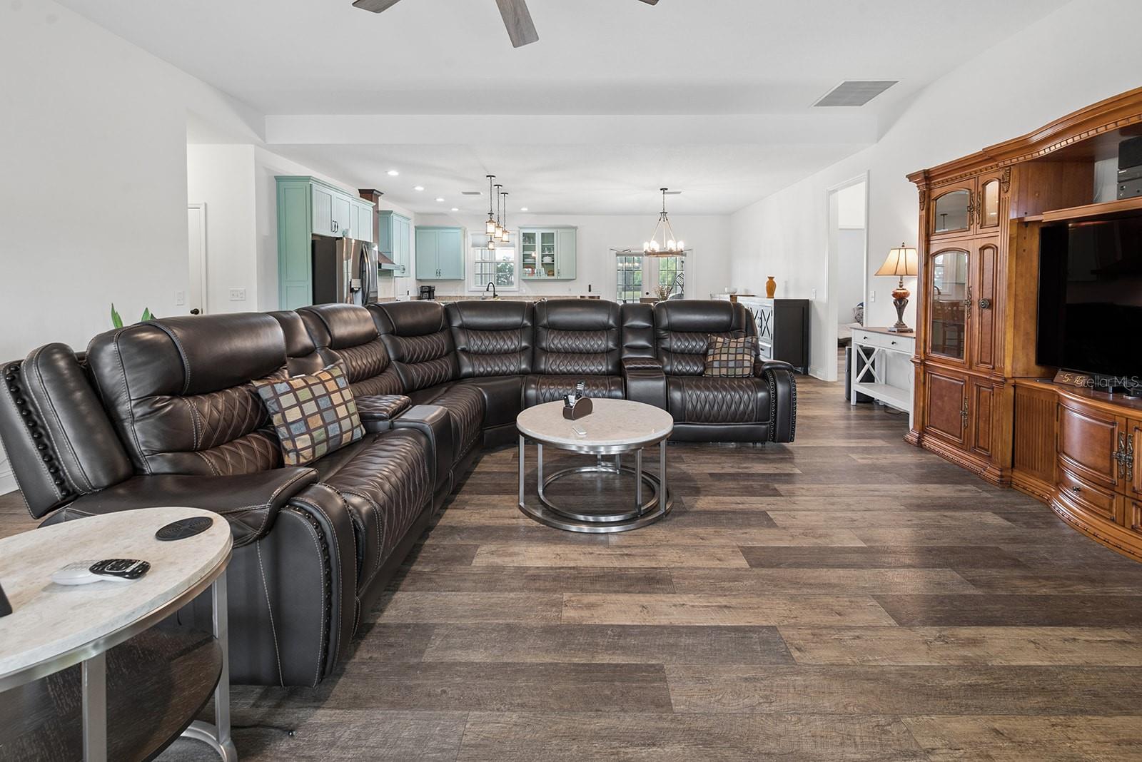 Image 26 of 51 For 5739 County Road 341