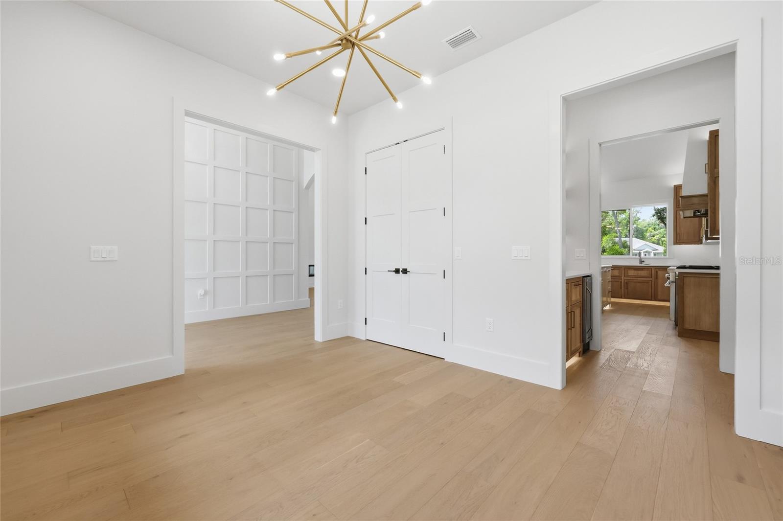 Image 14 of 42 For 1330 175 Court