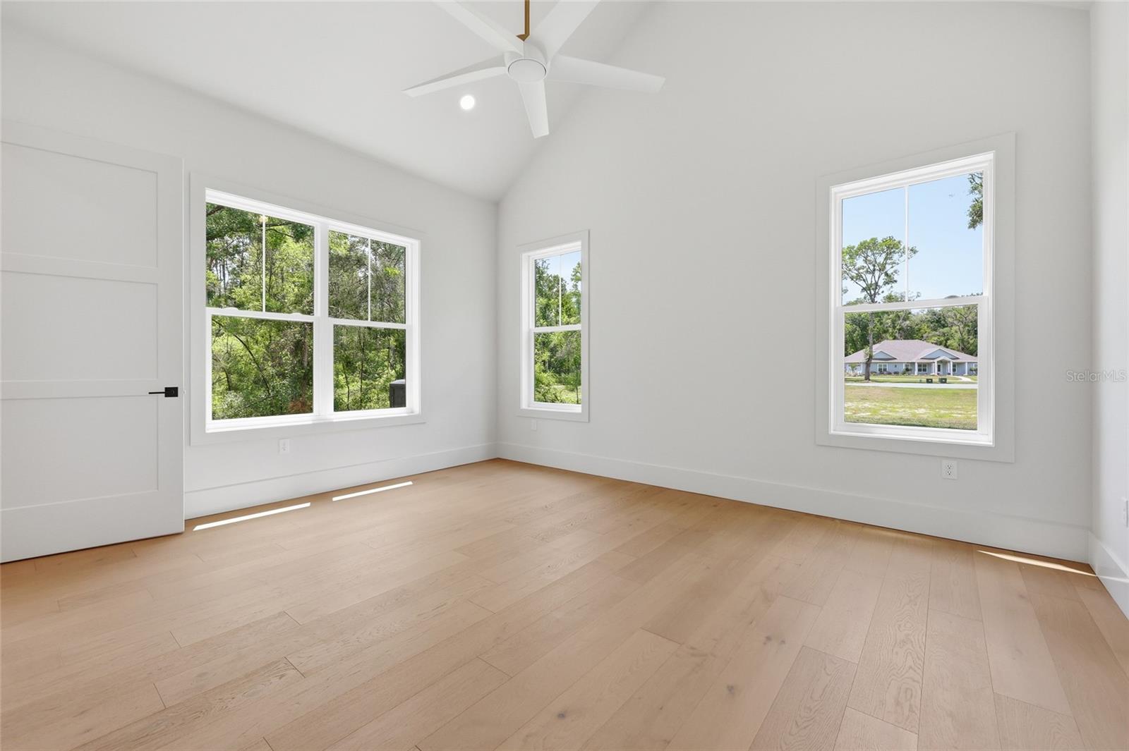 Image 20 of 42 For 1330 175 Court