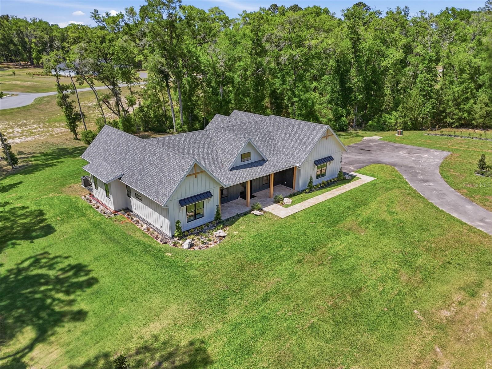 Image 4 of 42 For 1330 175 Court