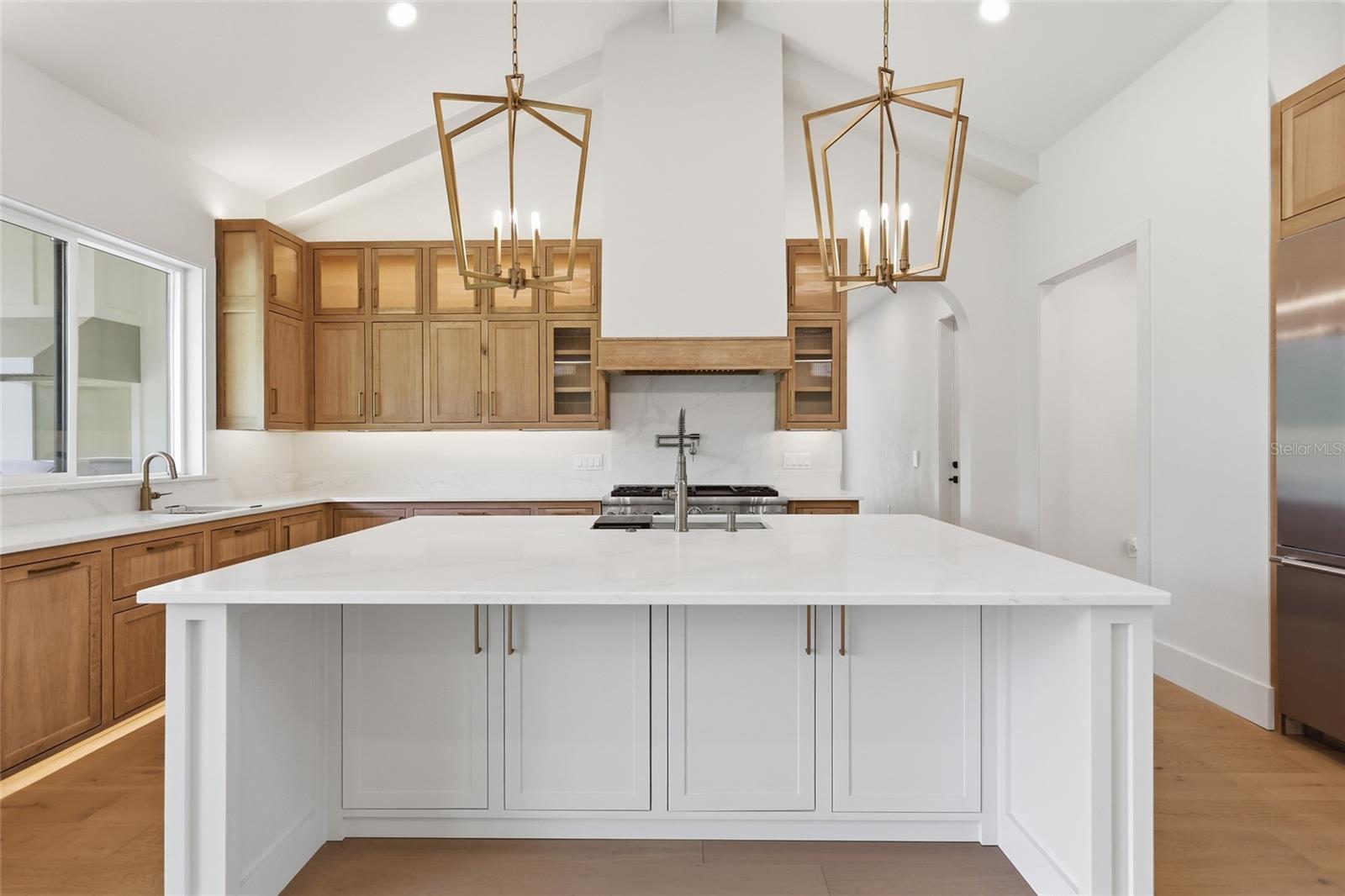 Image 8 of 42 For 1330 175 Court