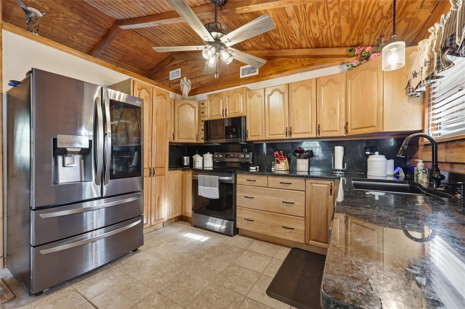 Image 11 of 31 For 10531 70th Avenue