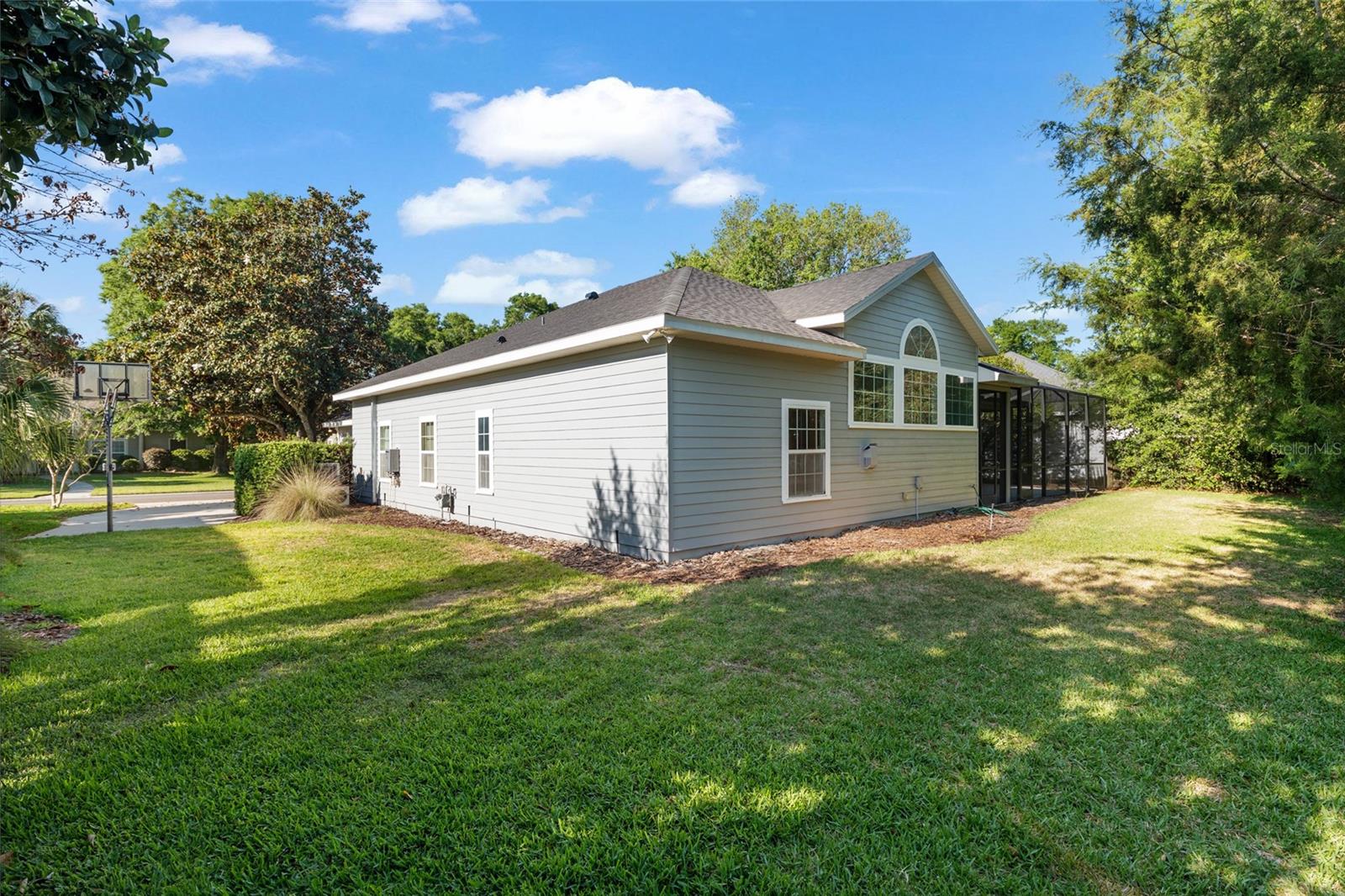 Image 30 of 33 For 8476 10th Road