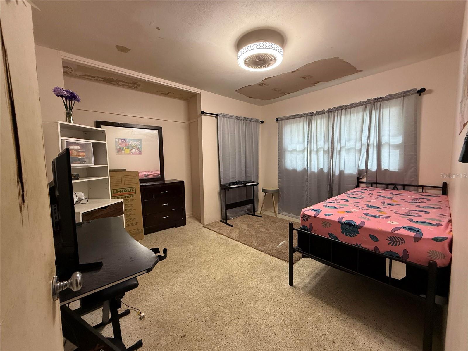 Image 12 of 17 For 1610 19th Place