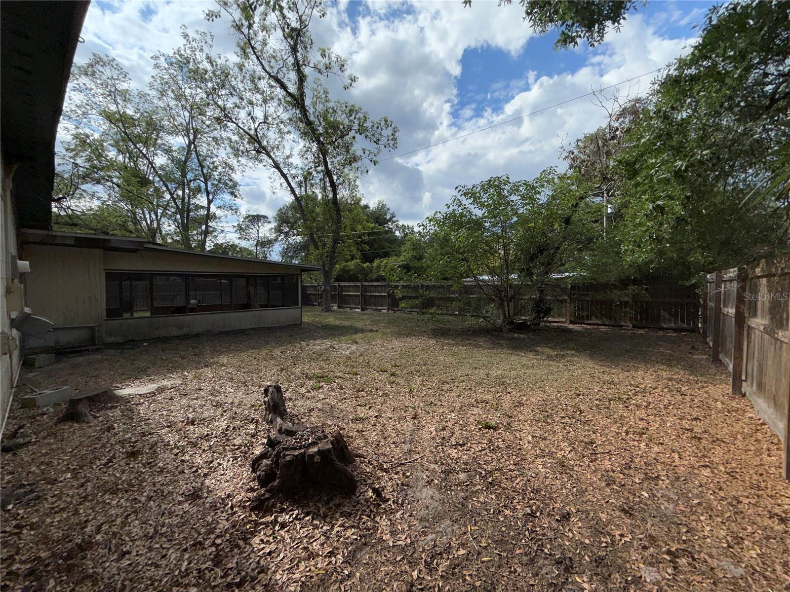 Image 17 of 17 For 1610 19th Place