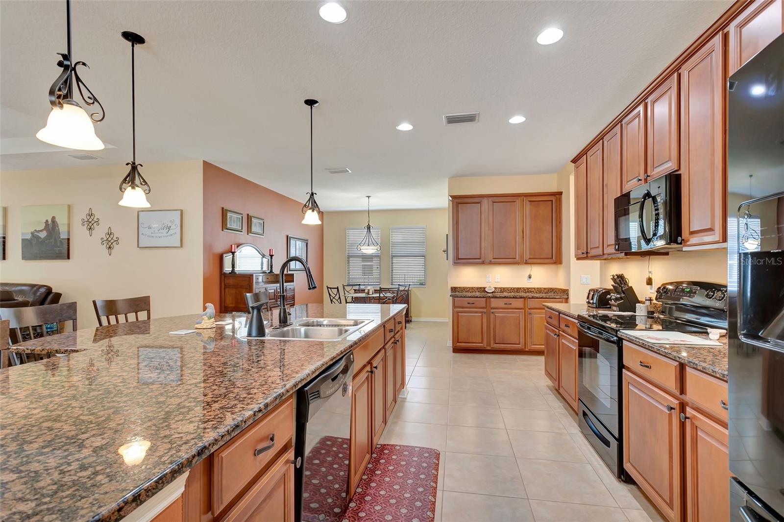 Image 23 of 59 For 5407 74th Place E