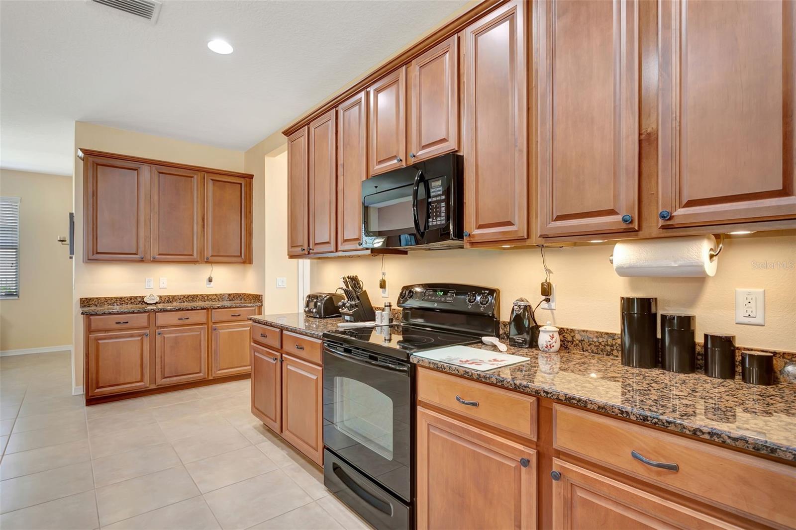 Image 24 of 59 For 5407 74th Place E