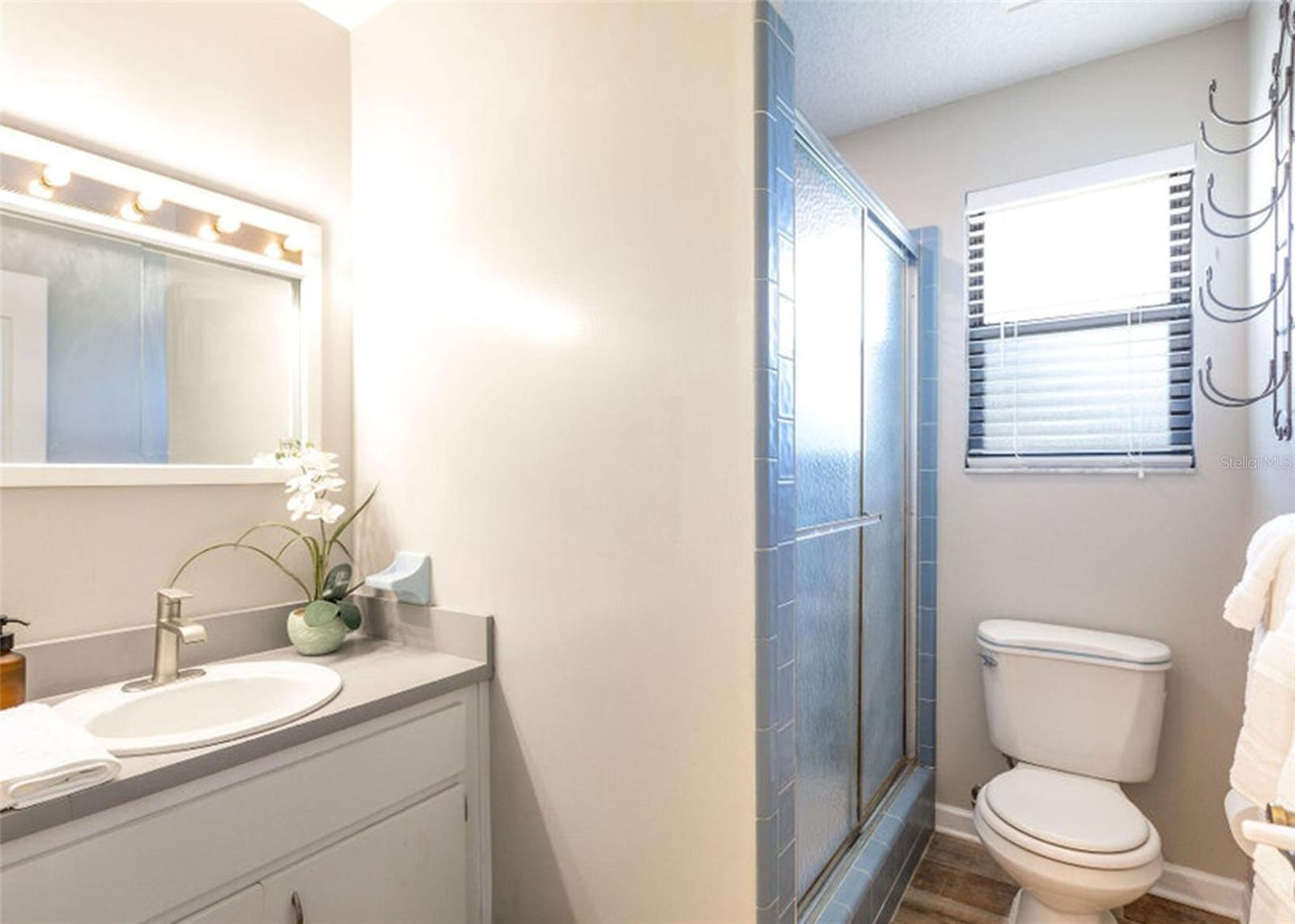 Image 14 of 25 For 6286 1st Avenue