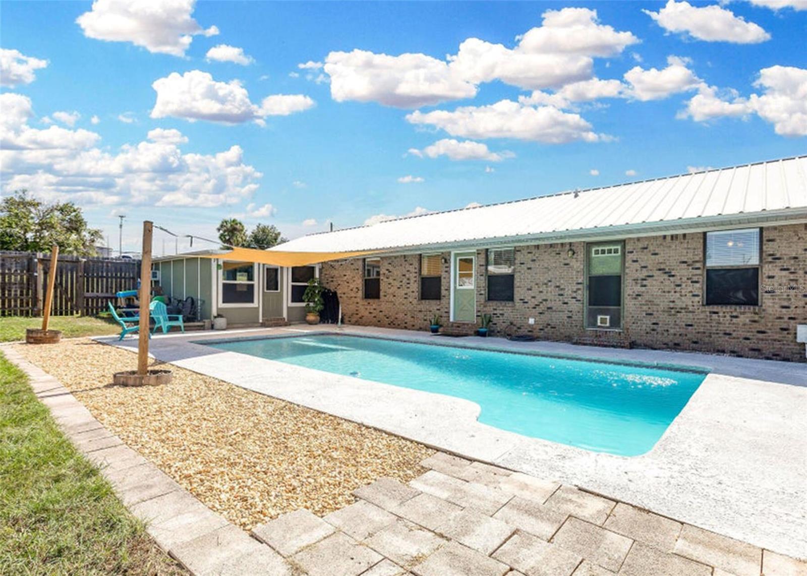 Image 19 of 25 For 6286 1st Avenue