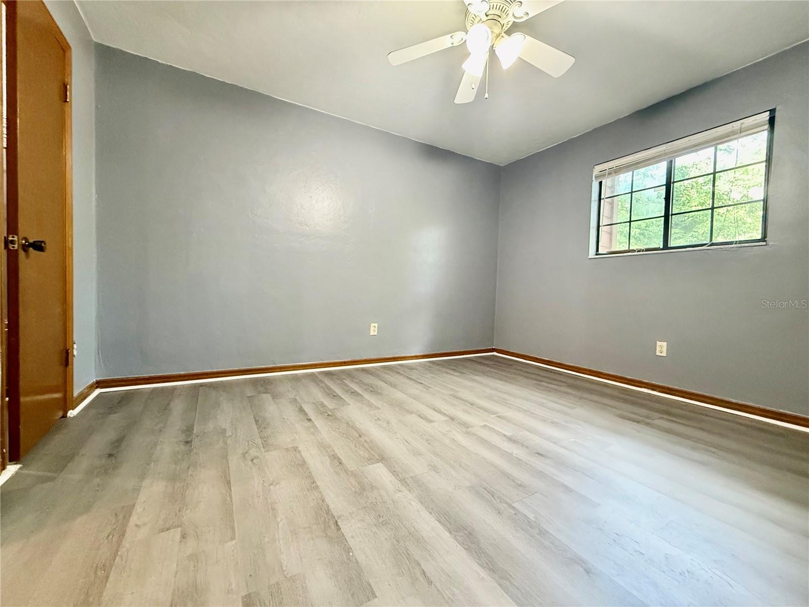 Image 13 of 20 For 900 62nd Boulevard I55