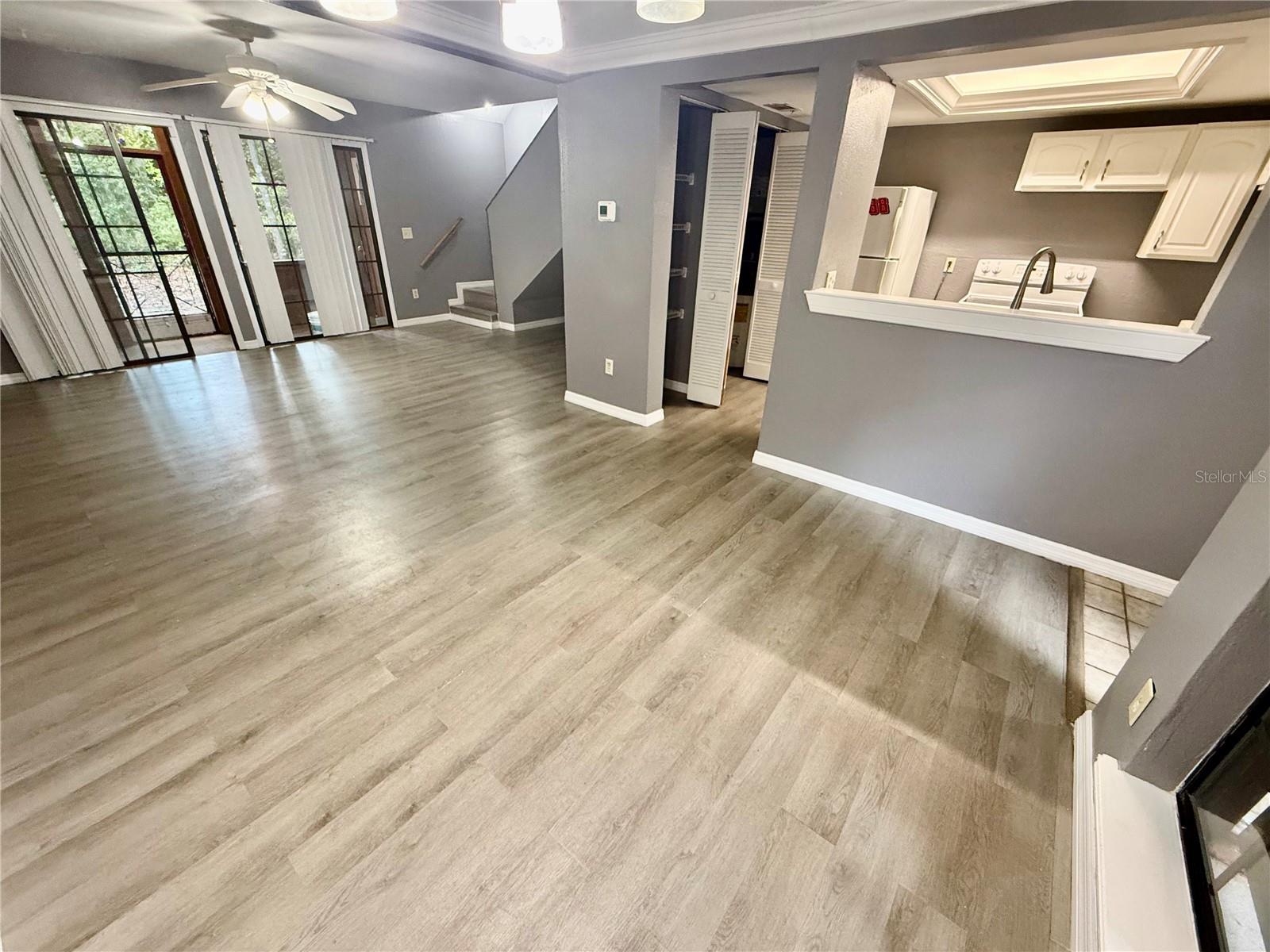 Image 3 of 20 For 900 62nd Boulevard I55