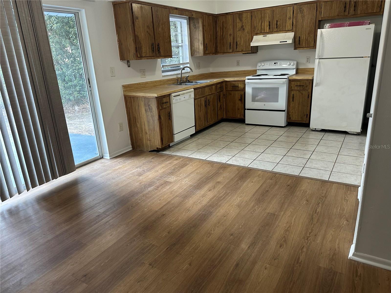 Image 9 of 29 For 4401 20th Drive