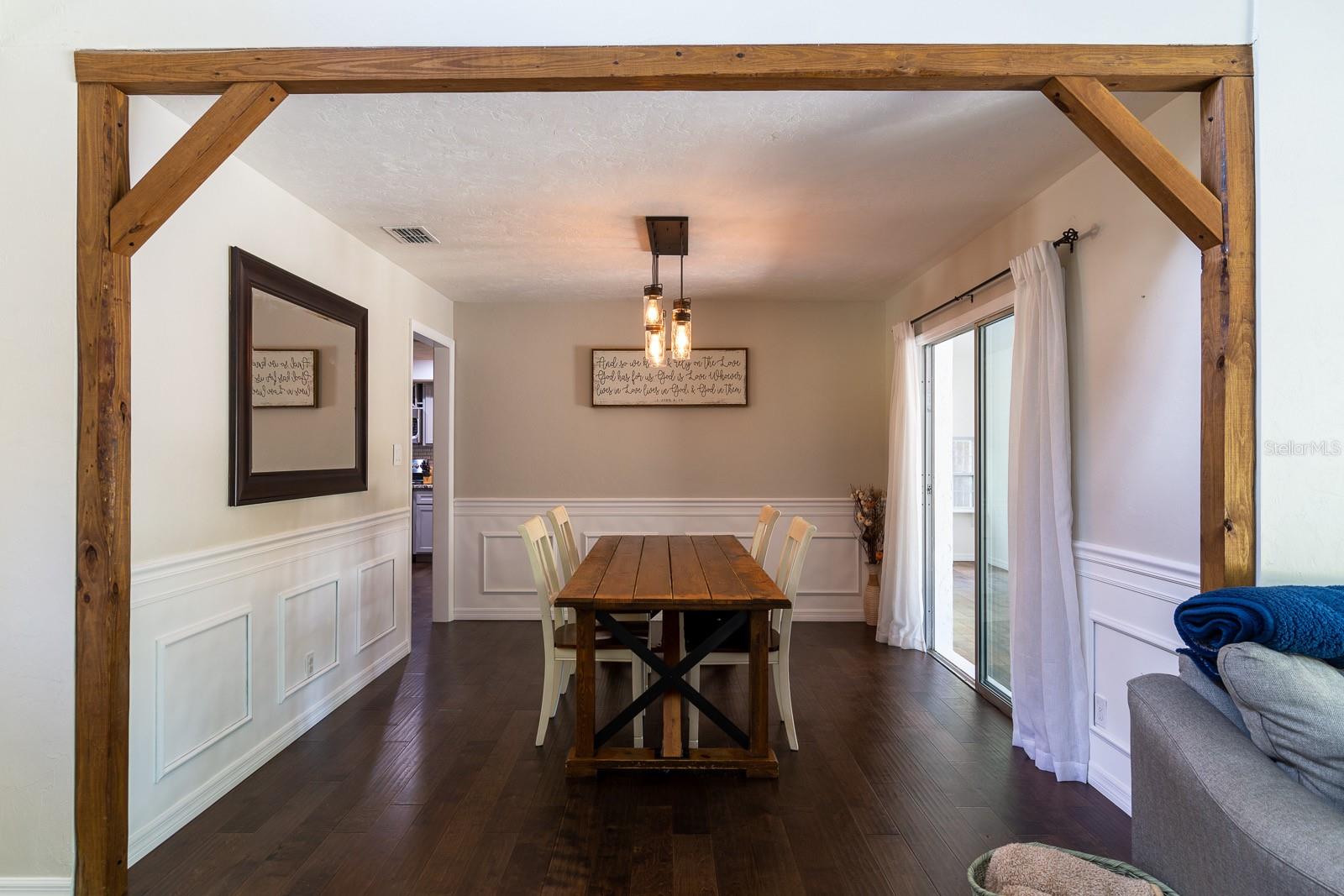 Image 11 of 45 For 612 101st Street