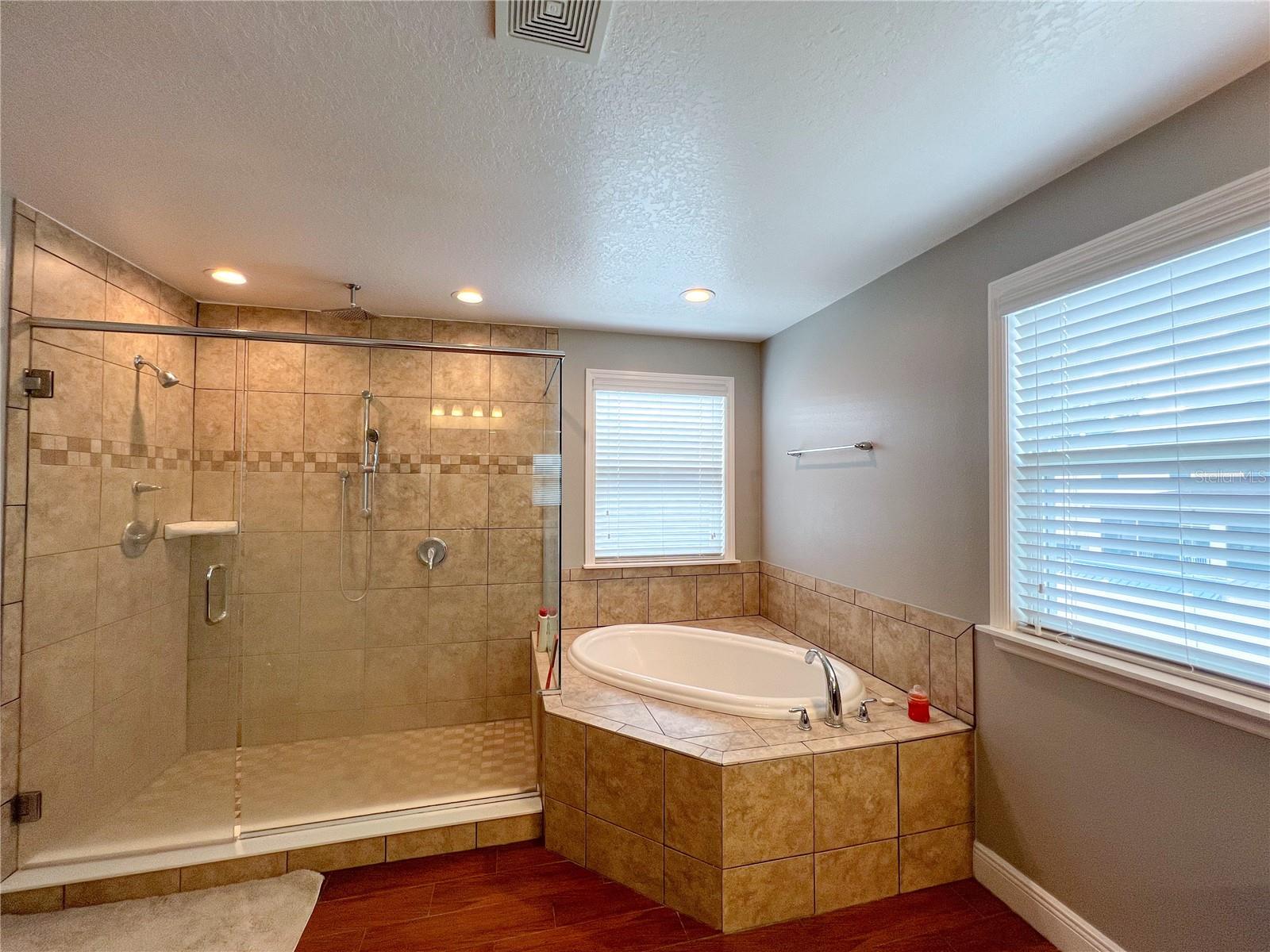 Image 17 of 21 For 948 252nd Drive