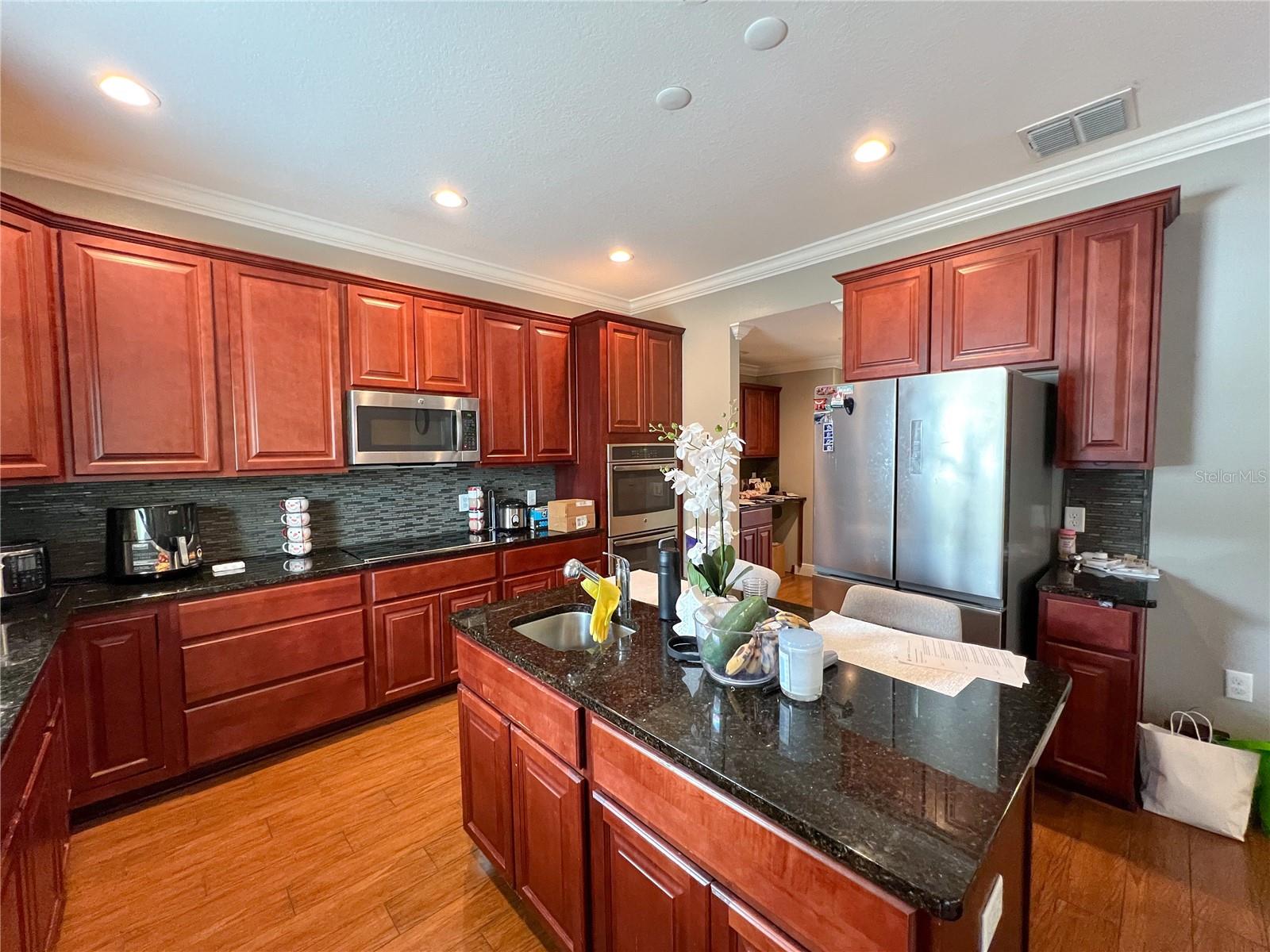 Image 4 of 21 For 948 252nd Drive