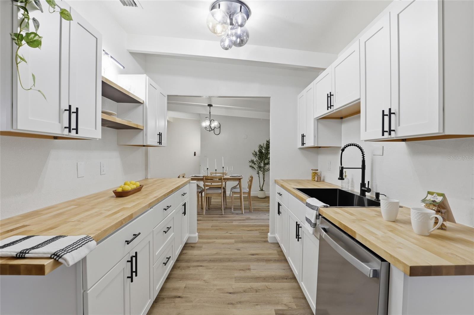 Image 12 of 32 For 1214 28th Avenue