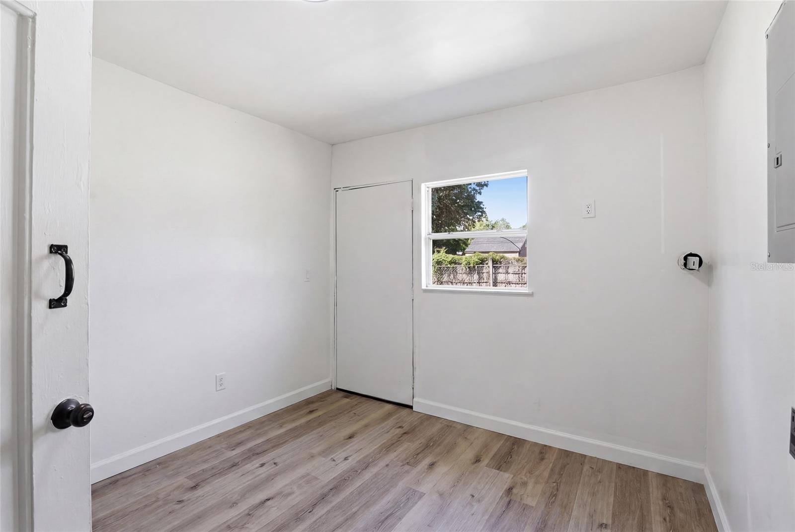 Image 27 of 32 For 1214 28th Avenue