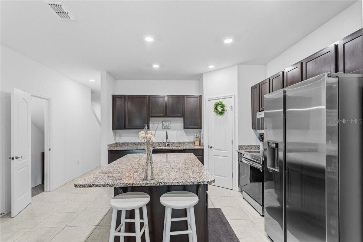 Image 4 of 33 For 12504 7th Place