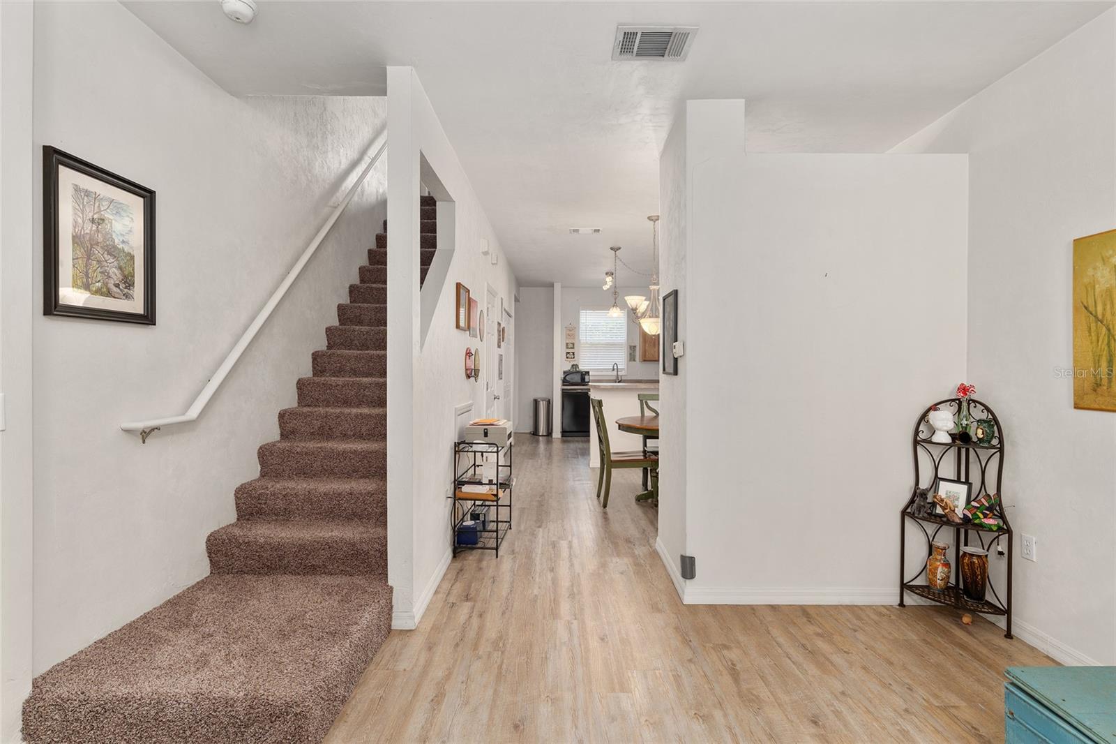 Image 3 of 34 For 3960 20th Avenue 1010