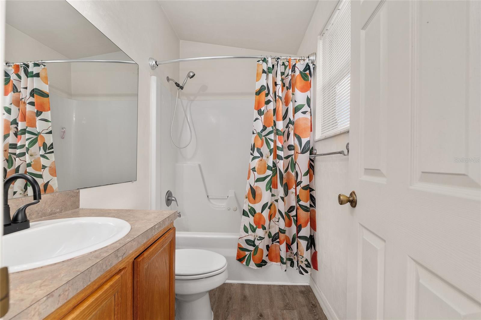 Image 30 of 34 For 3960 20th Avenue 1010