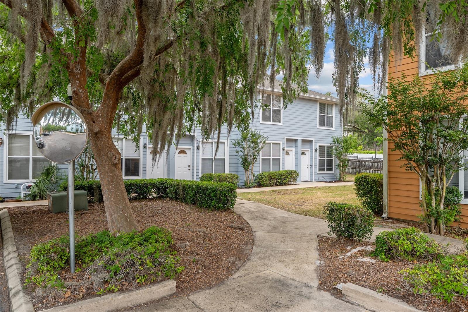 Image 8 of 34 For 3960 20th Avenue 1010