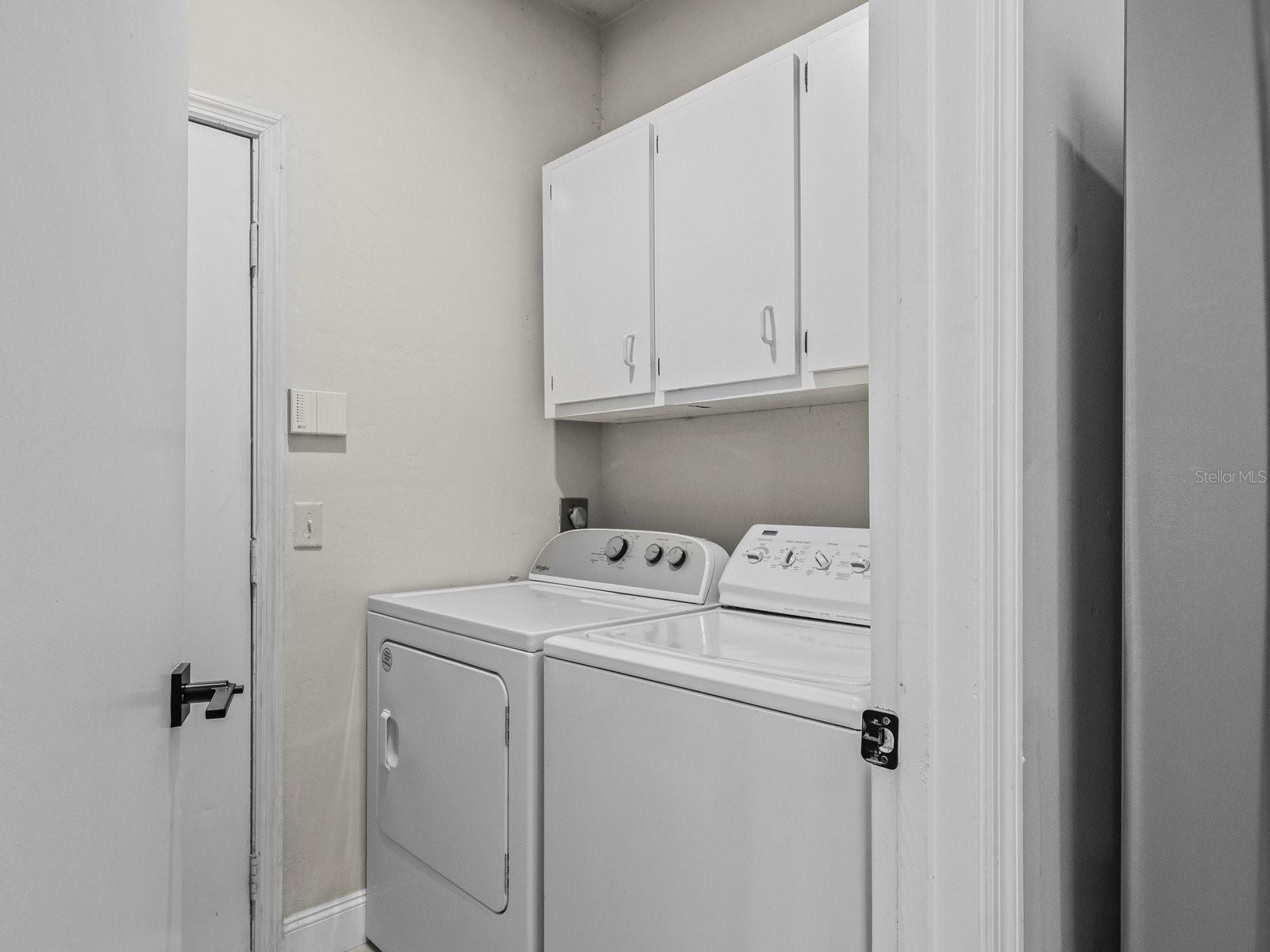 Image 11 of 13 For 4700 Archer Road 2