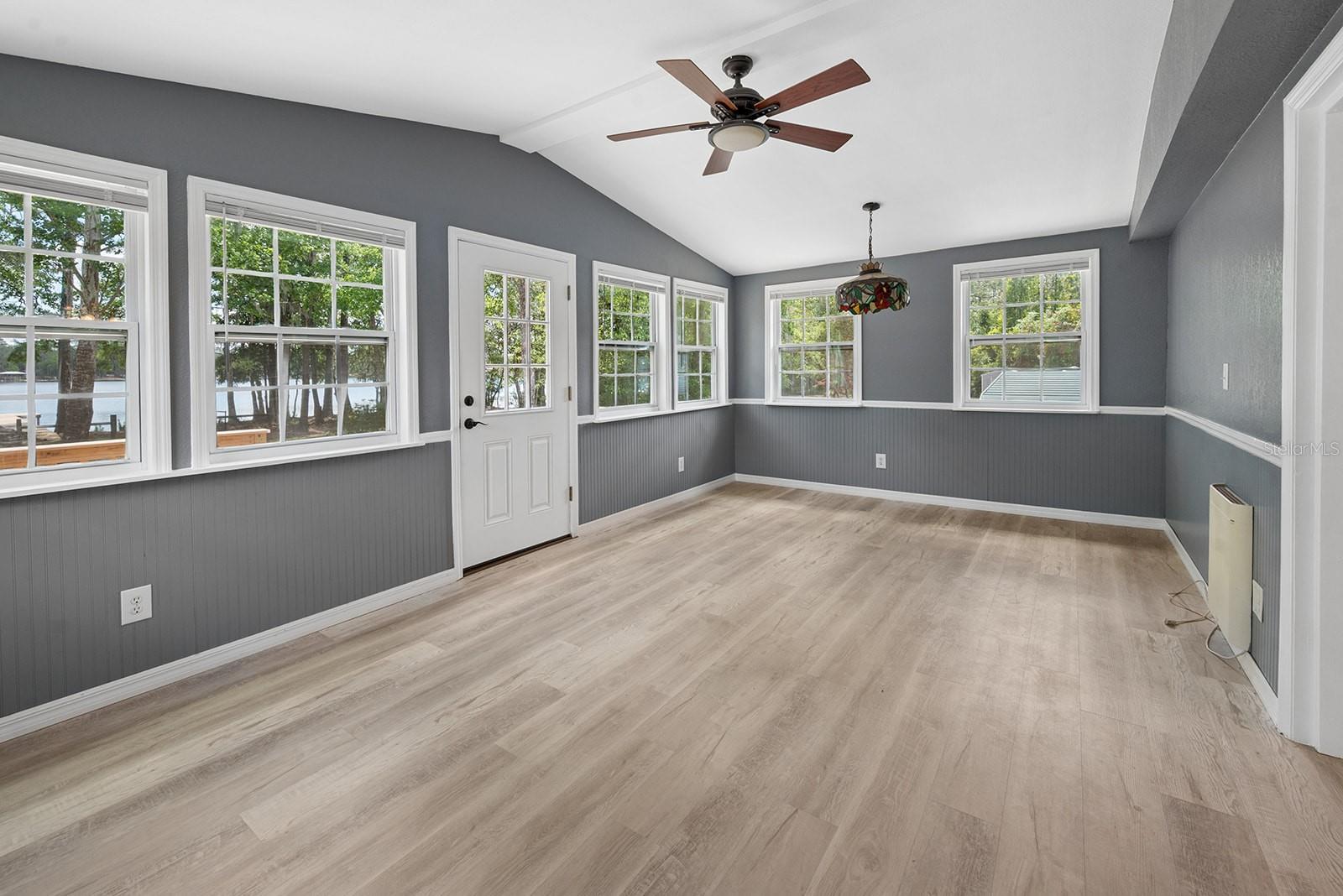 Image 17 of 67 For 554 County Road 21