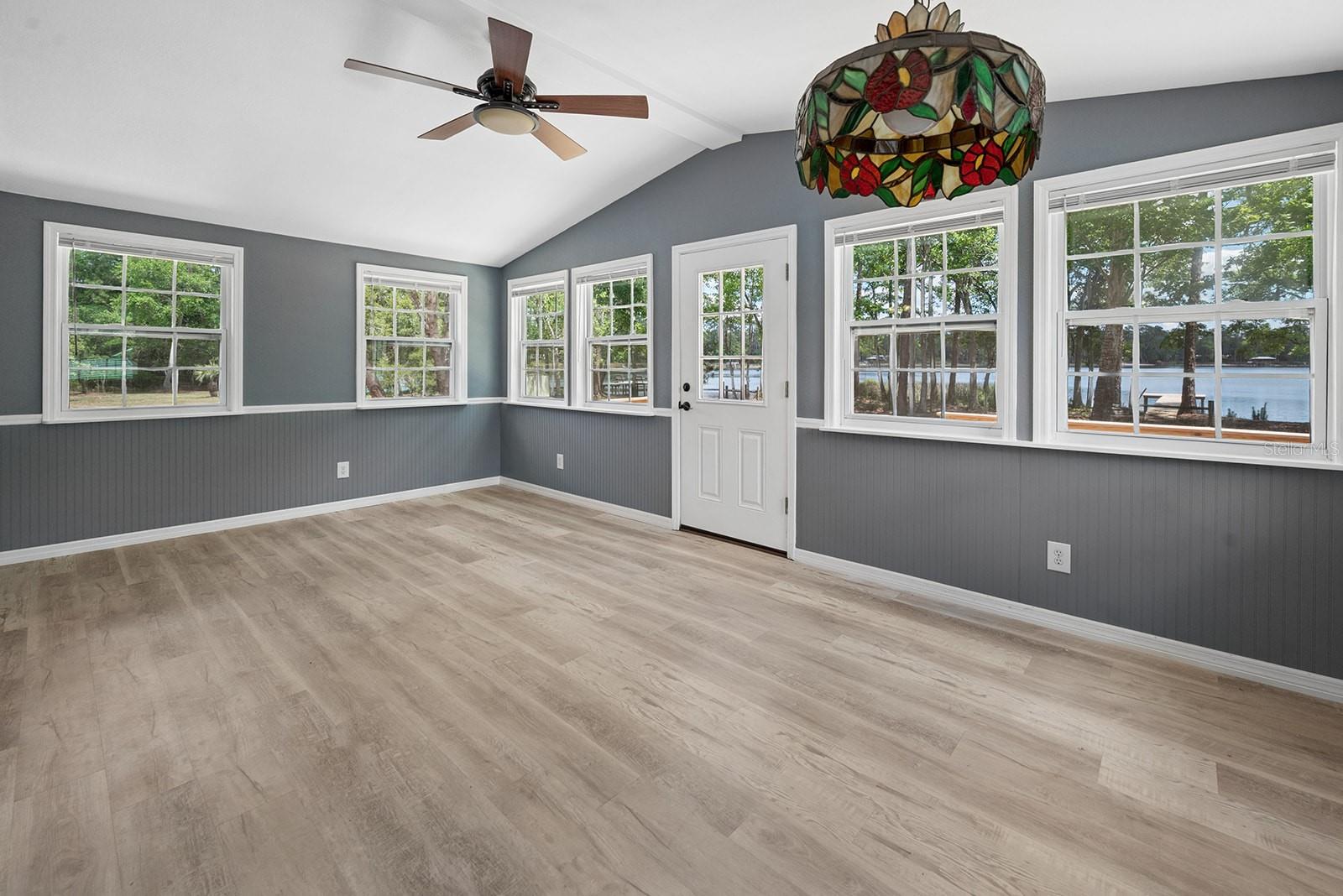 Image 18 of 67 For 554 County Road 21