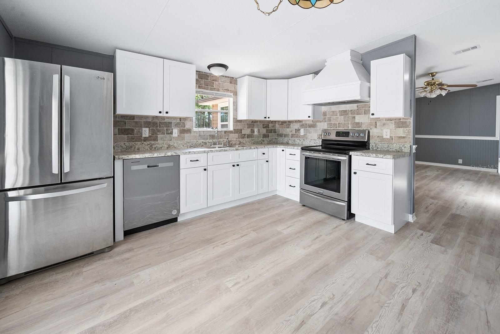 Image 20 of 67 For 554 County Road 21