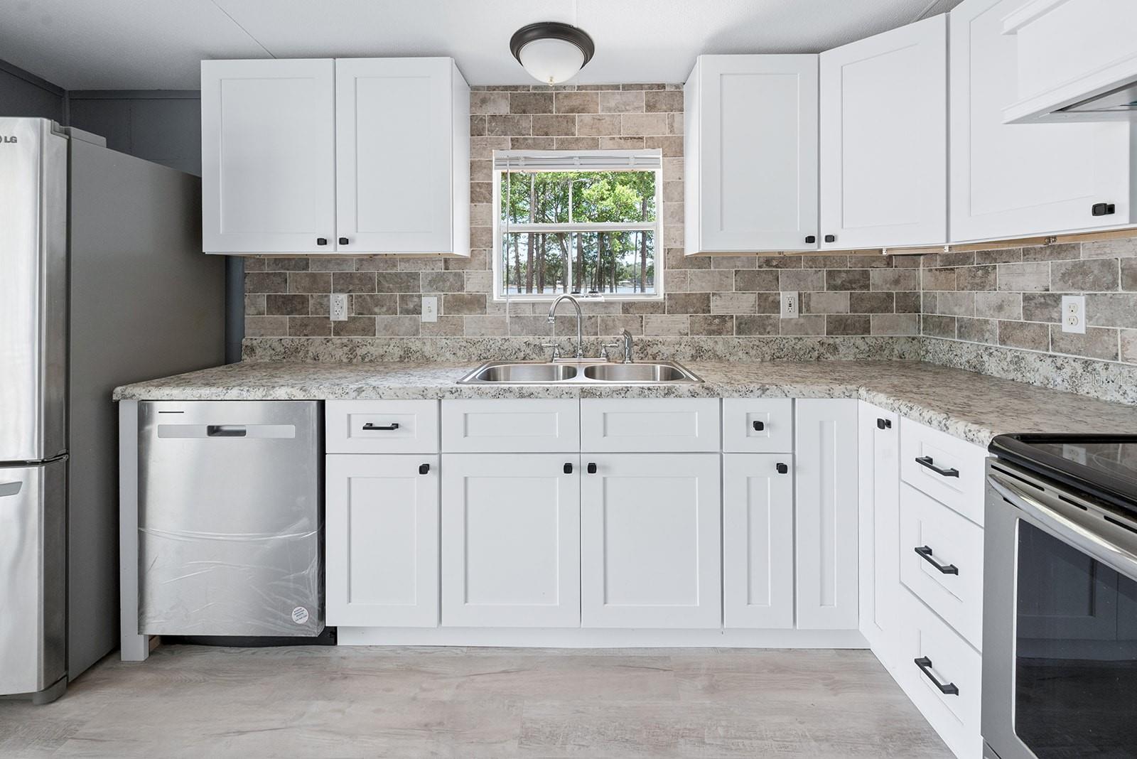 Image 22 of 67 For 554 County Road 21