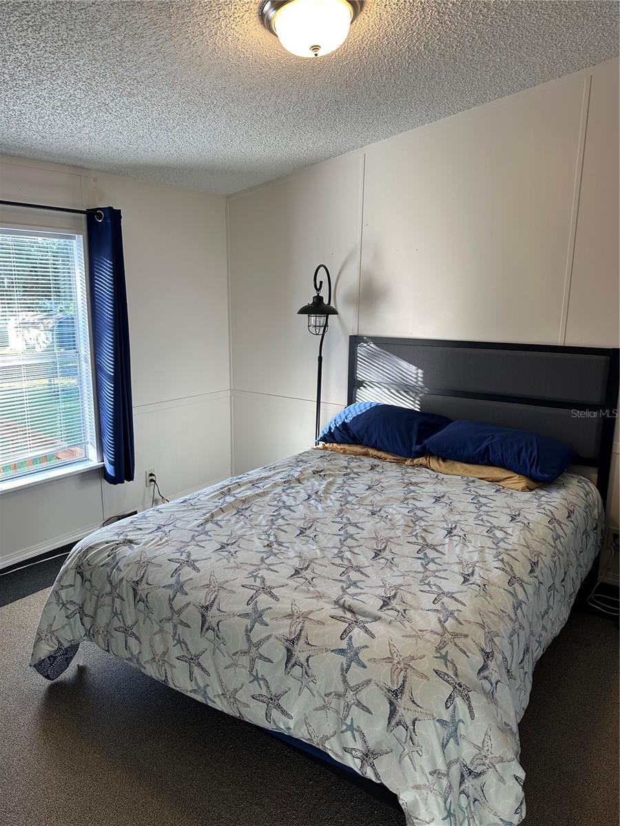 Image 11 of 24 For 212 Ashley Street