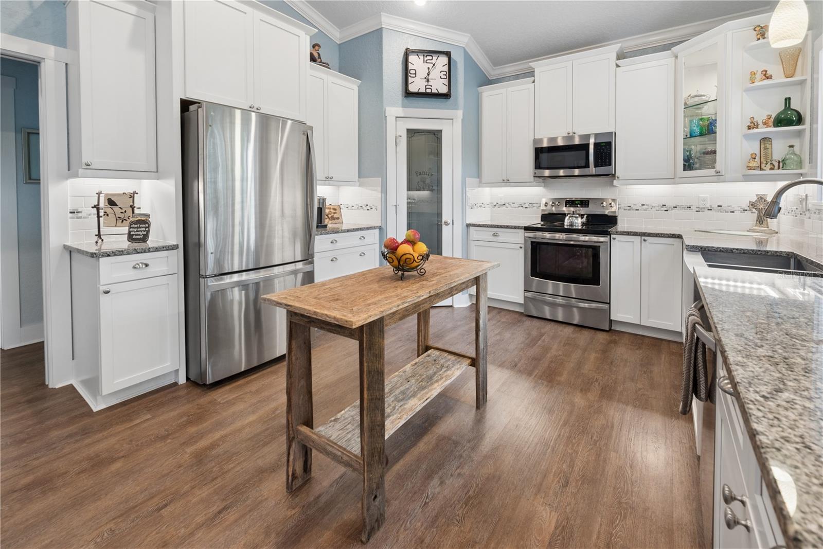 Image 11 of 50 For 3709 67th Terrace