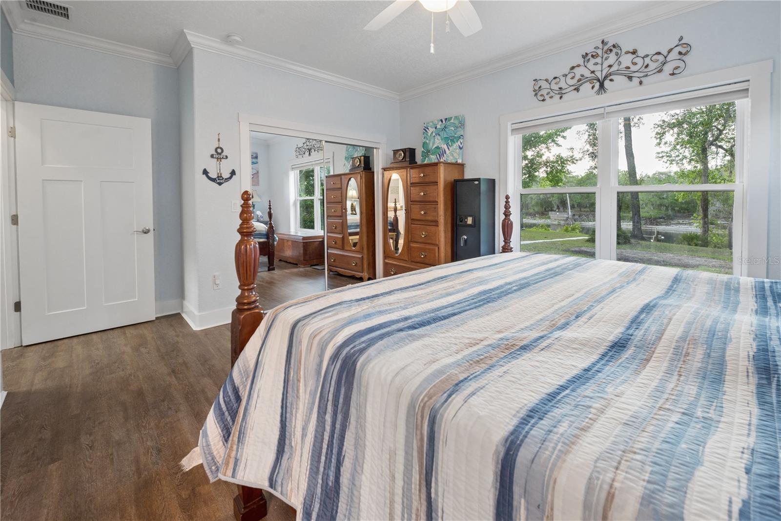 Image 16 of 50 For 3709 67th Terrace