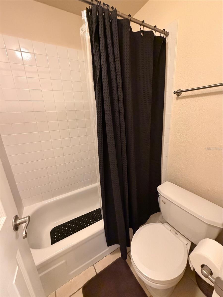 Image 12 of 16 For 1810 23rd Boulevard 137