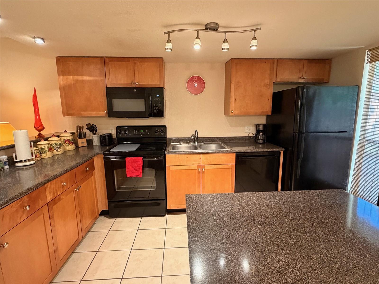 Image 4 of 16 For 1810 23rd Boulevard 137
