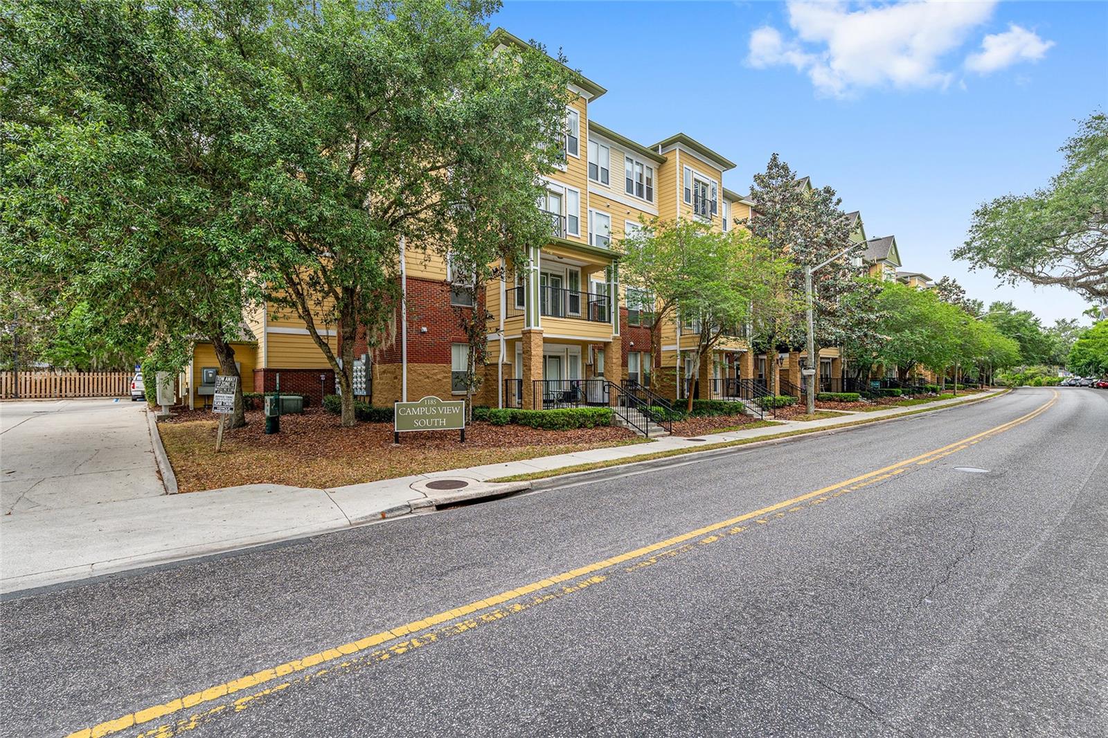 Image 2 of 37 For 1185 9th Road 405
