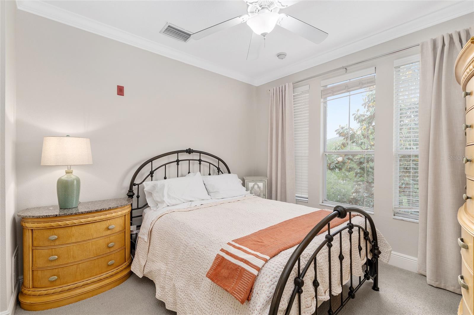 Image 20 of 37 For 1185 9th Road 405