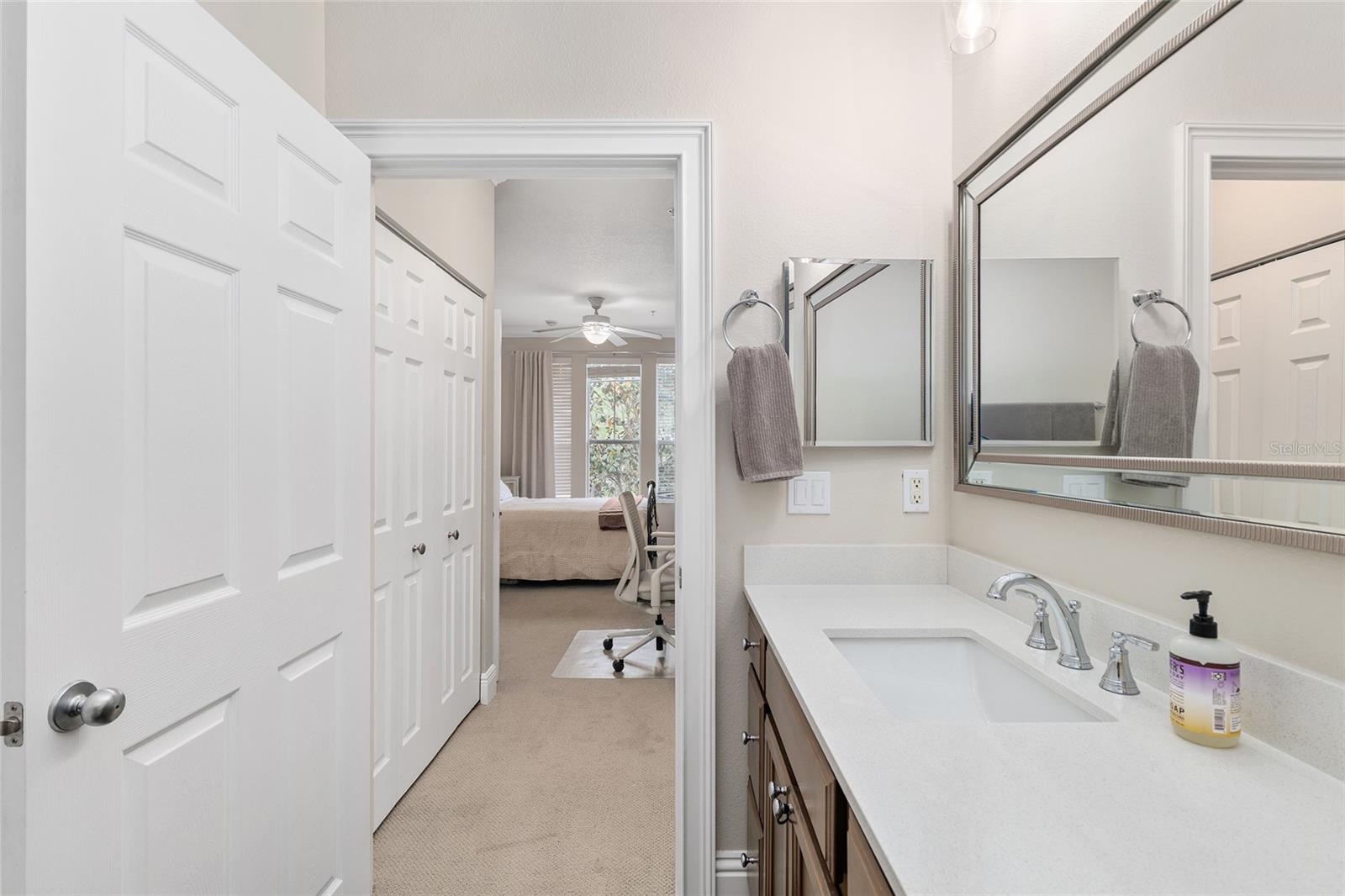 Image 24 of 37 For 1185 9th Road 405