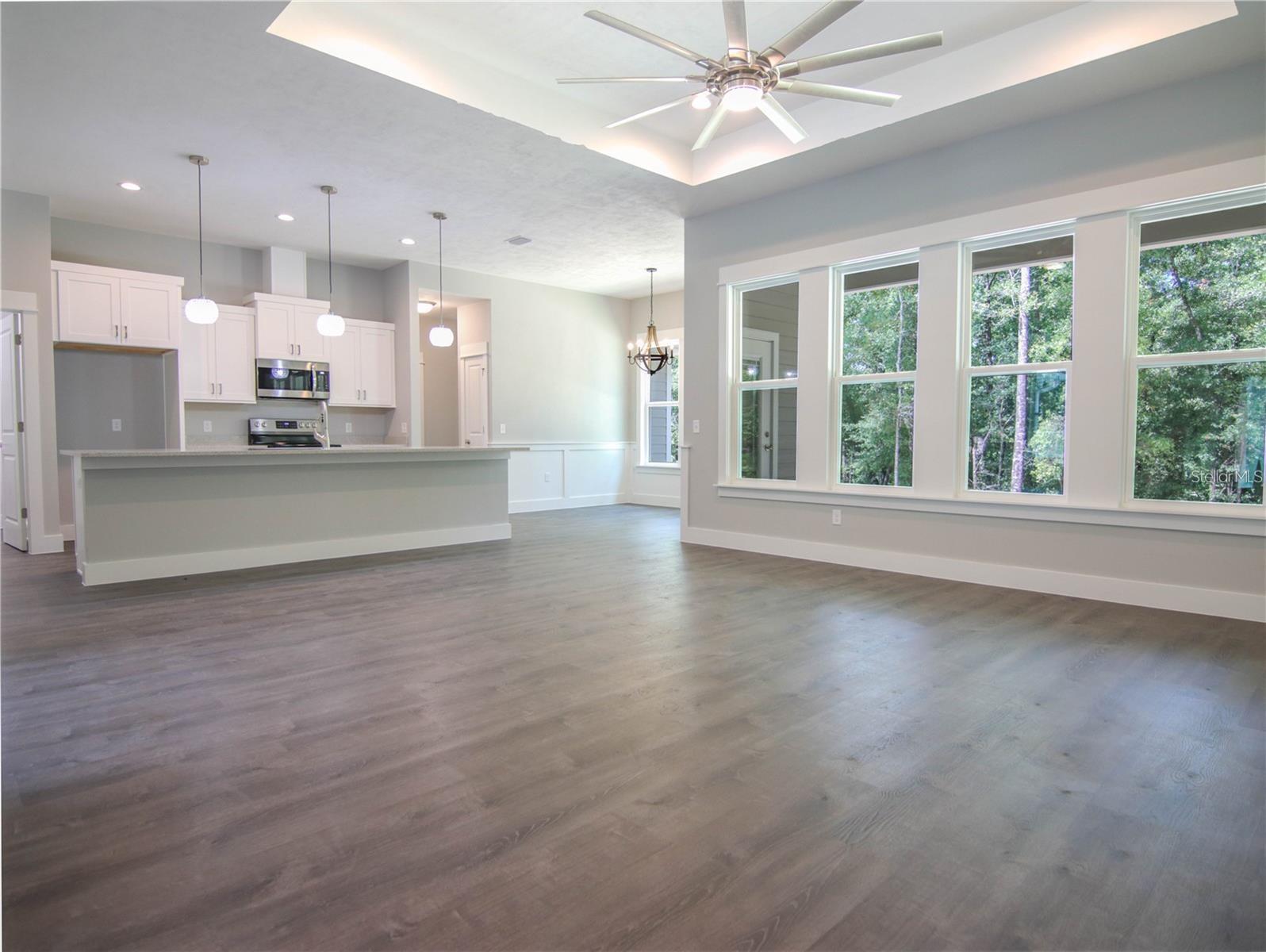 Image 2 of 24 For 525 Heathridge Drive